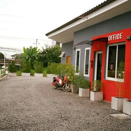 Love Box Resort Μπανγκόκ Εξωτερικό φωτογραφία
